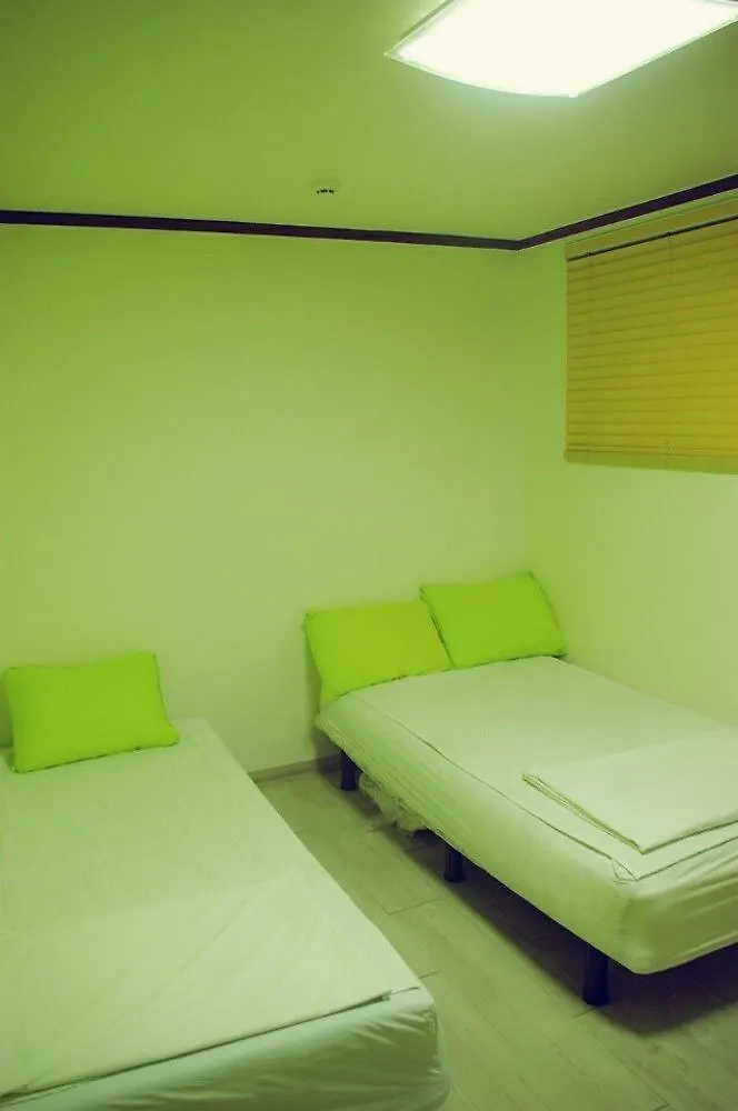 Gonggan Guesthouse Seoel 2*,